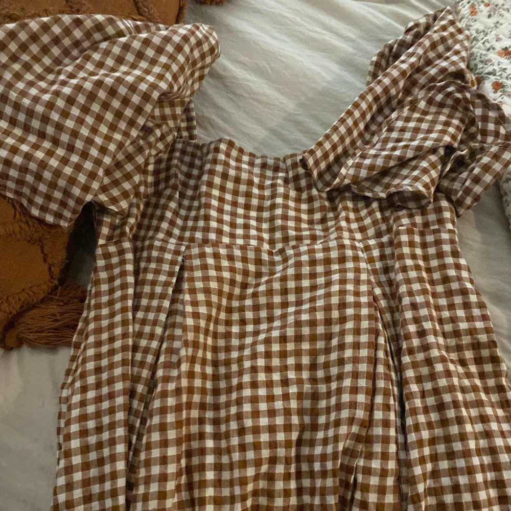 Short sleeve flutter sleeve gingham print dress size L